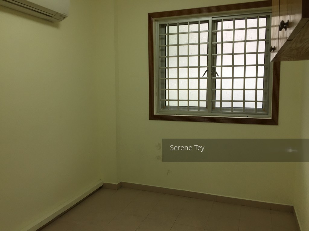 Sims Place (D14), Shop House #211685791